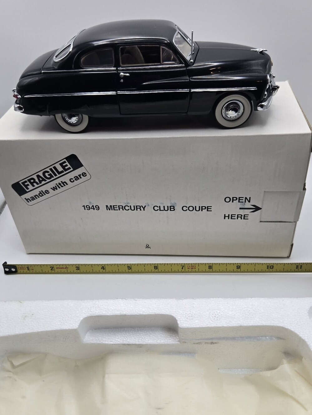 1:24 scale Danbury Mint 1949 Mercury Club Coupe
